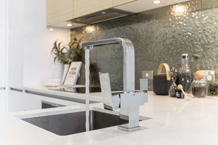 92 Fisher-Point Drive Auckland Central_4