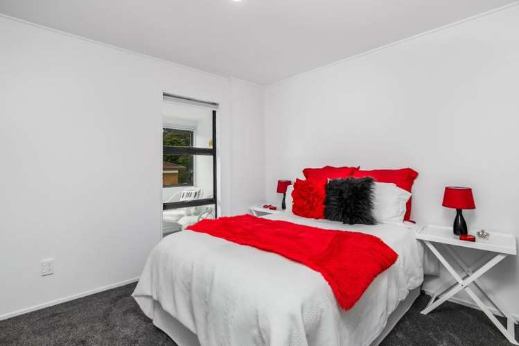 2/1 Roys Road Manurewa_5