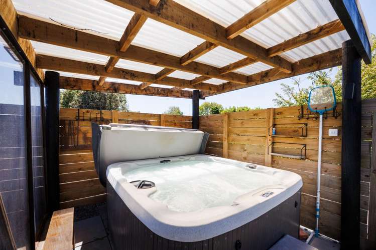 359 Newbury Line Newbury_42