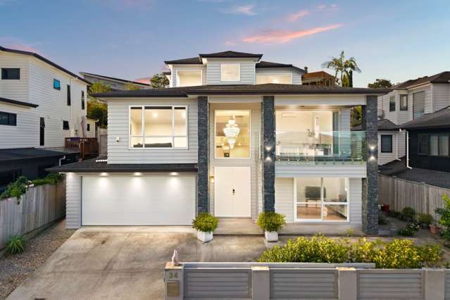 MORTGAGEE SALE - 3-Level Home with Harbour Views