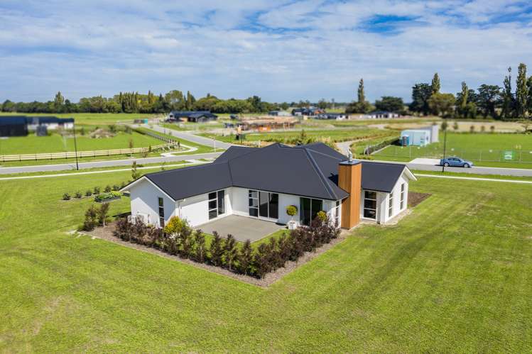 133 Verdeco Boulevard Lincoln_27