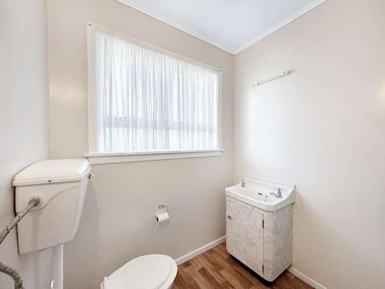 77C Carlton Avenue 1208_22