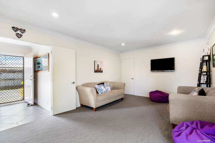 9 Bellshill Close Wattle Downs_10