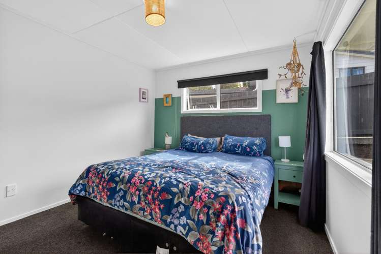 2 Takanini Grove Stokes Valley_10