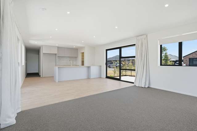 33 Greig Crescent Amberley_3