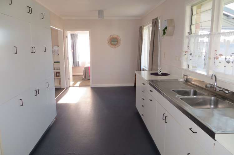 9 Churchill Avenue Te Aroha_4