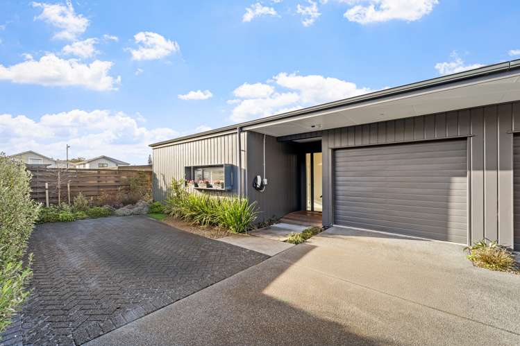 8 Kuparu Lane Red Beach_14