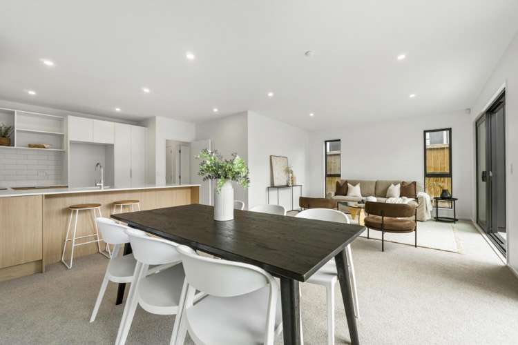 13 Karamu Street Flat Bush_12