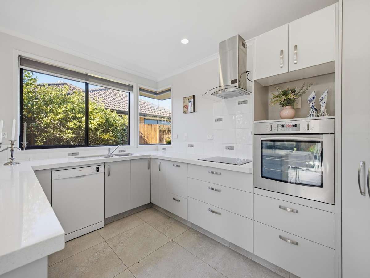 723 Gloucester Road_2