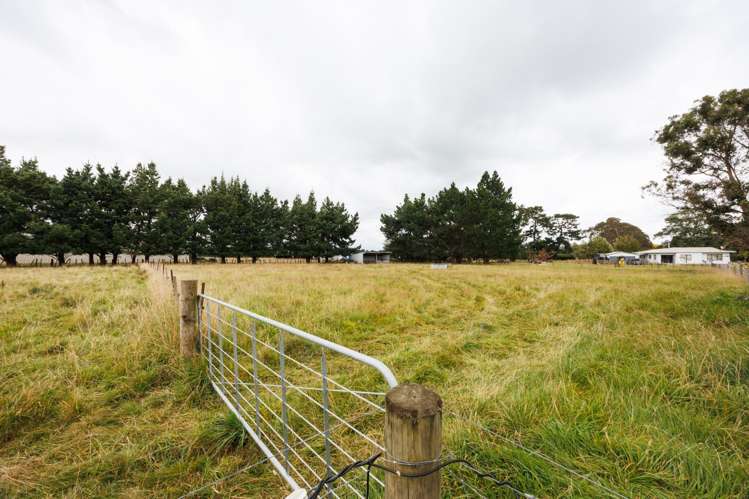 808 Kimbolton Road Feilding_23