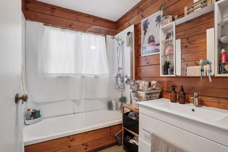 42 Withers Road Glen Eden_6