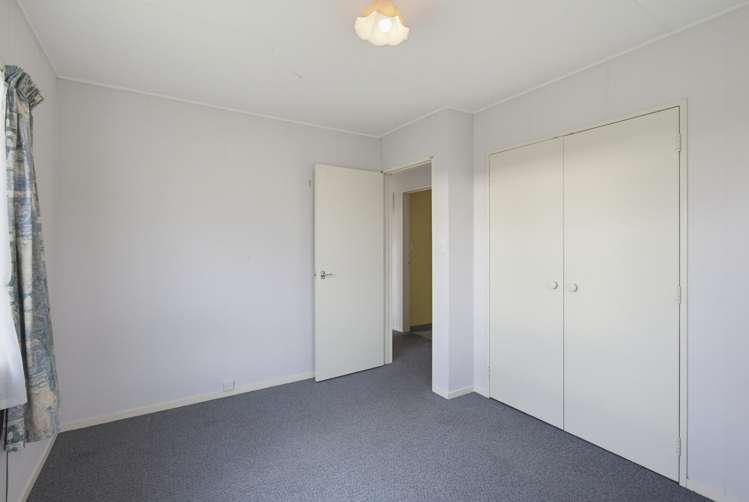 23 Douglas Street Levin_29