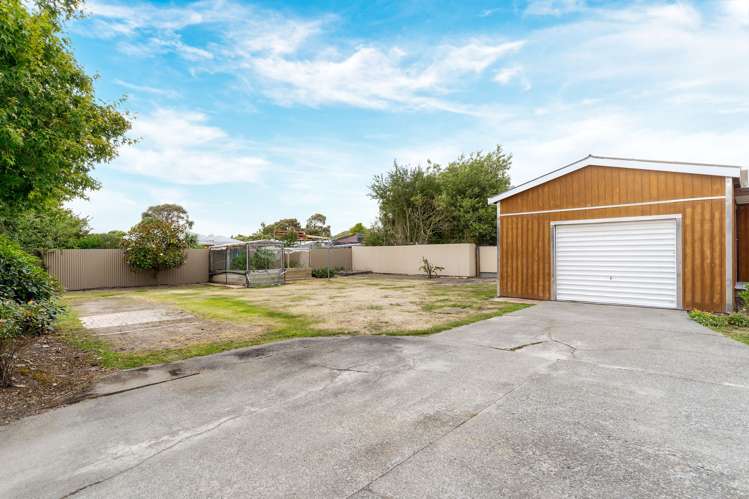 2 Longden Street Darfield_13
