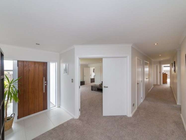 171 Pacific Drive Fitzherbert_4