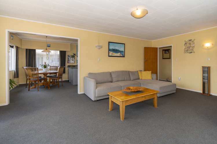 7 Cornwall Place Stoke_14