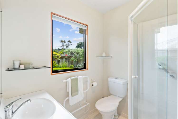 7 Beachwater Grove Paraparaumu Beach_15