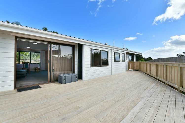 1389 Whangaparaoa Road Army Bay_4