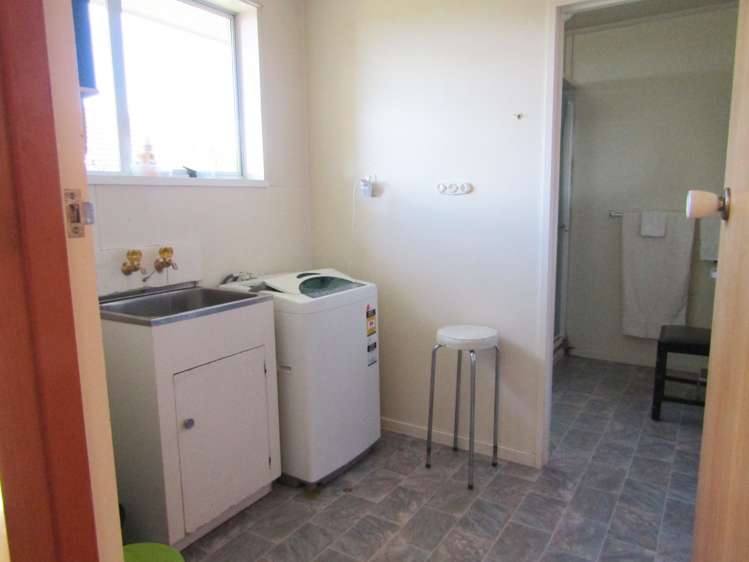 56 Mill Road Waimate_14