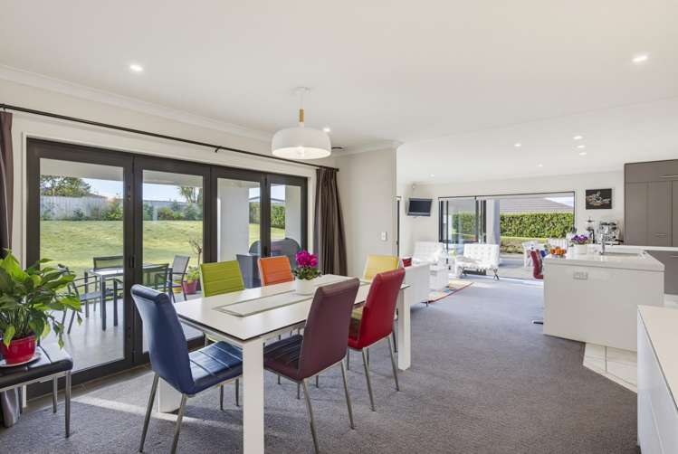 8 Rae Lane Paraparaumu Beach_11