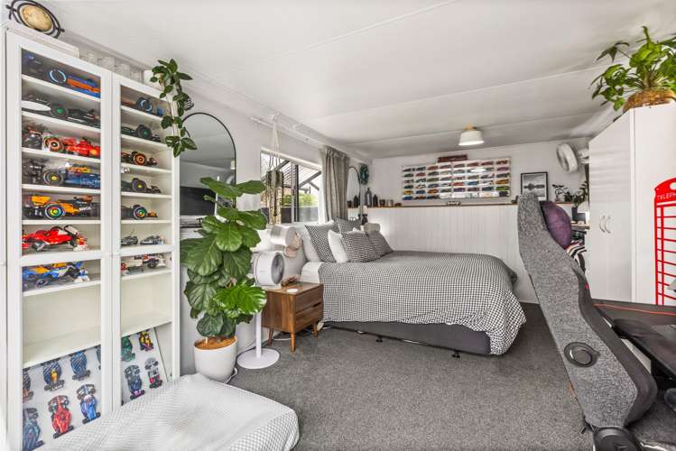 56 Wynyard Crescent Tamatea_21