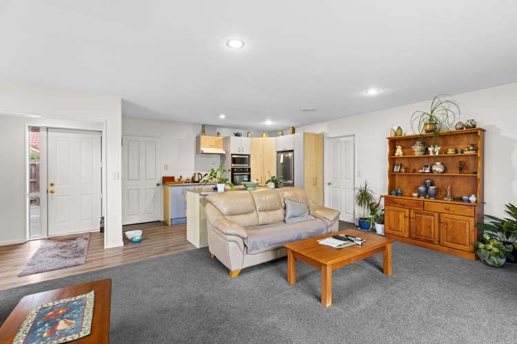 81 Fairway Drive Shirley_3