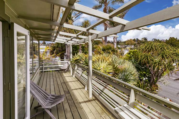 66 Stott Avenue Birkdale_11