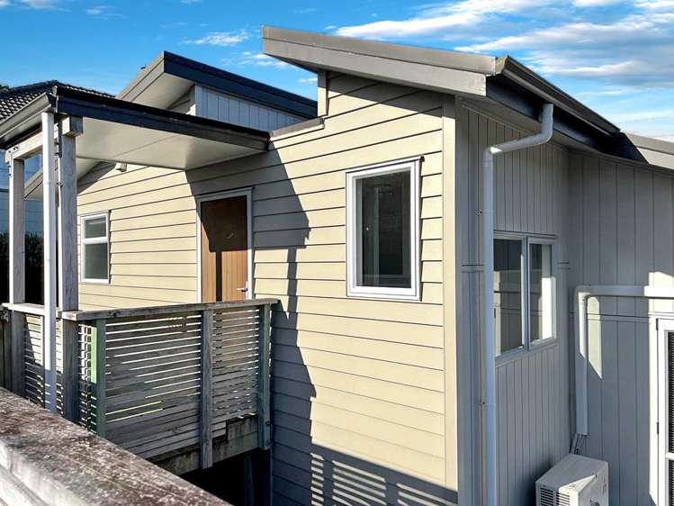  A/60 Bould Street Johnsonville_1