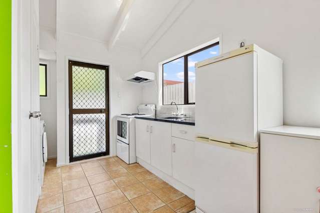 5b Margate Road Blockhouse Bay_4