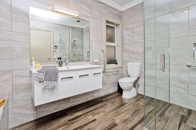 9 Barker Place Waikiwi_22