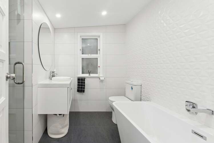 55 Ranui Crescent Khandallah_9