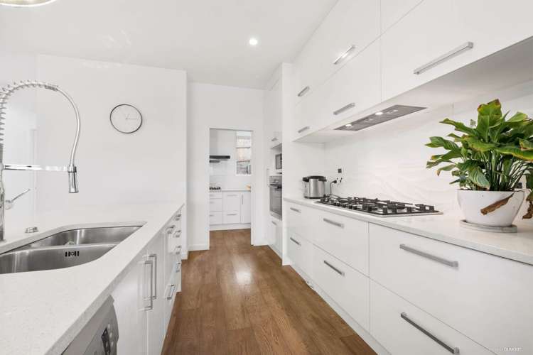 105 Medallion Drive Oteha_7