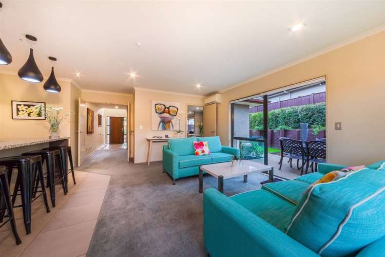 11 Chateau Rise Flat Bush_7