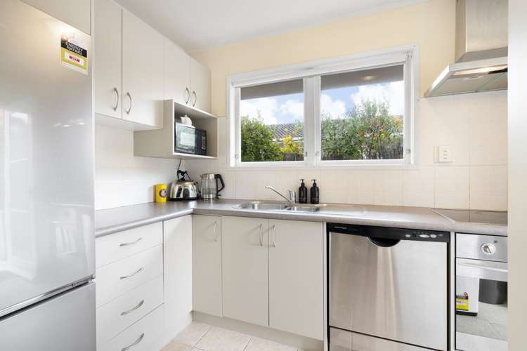 6/44 Turama Road Royal Oak_5