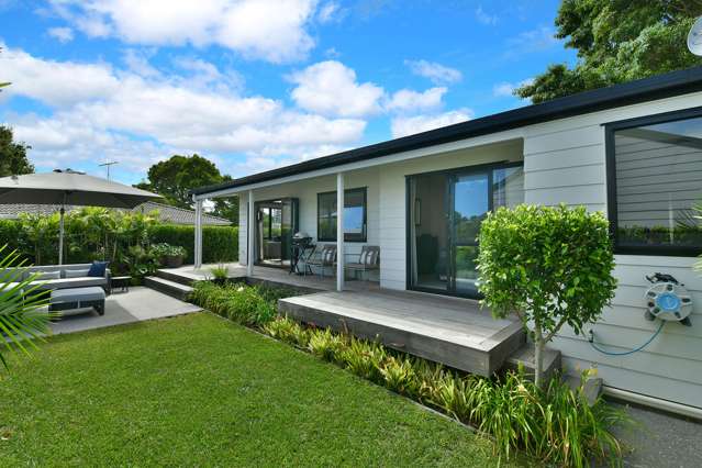 61 Arkles Strand Arkles Bay_2