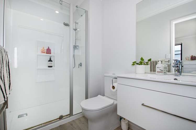 62 Pebble Beach Boulevard Te Kamo_16