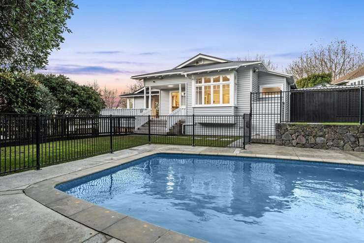 A 1920s bungalow on Pukeora Avenue, in Auckland's Remuera, sold under the hammer this month for $4.015m.