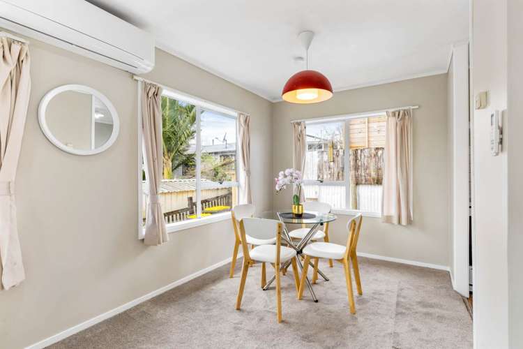 1/61a Strid Road Te Atatu South_7