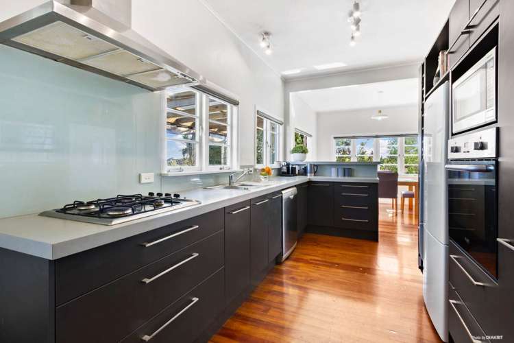 11 Ambler Avenue Glen Eden_3