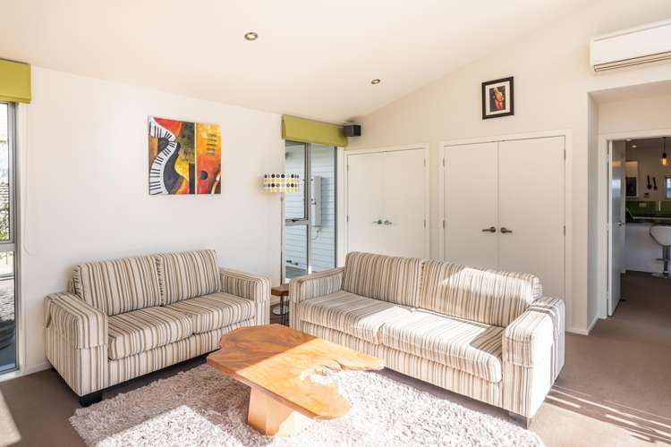 23 Ashwood Street Woodridge_2