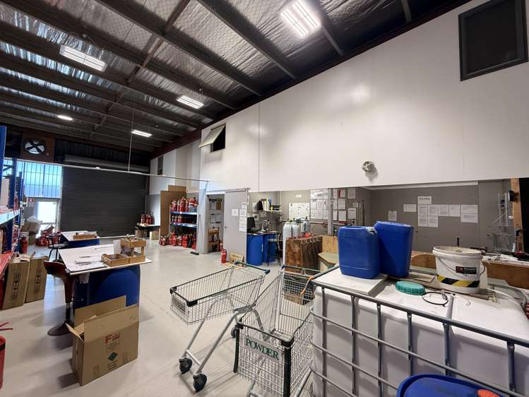 1/4 Amokura Street Henderson_5