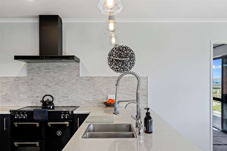 201 Davis Road Cust_6