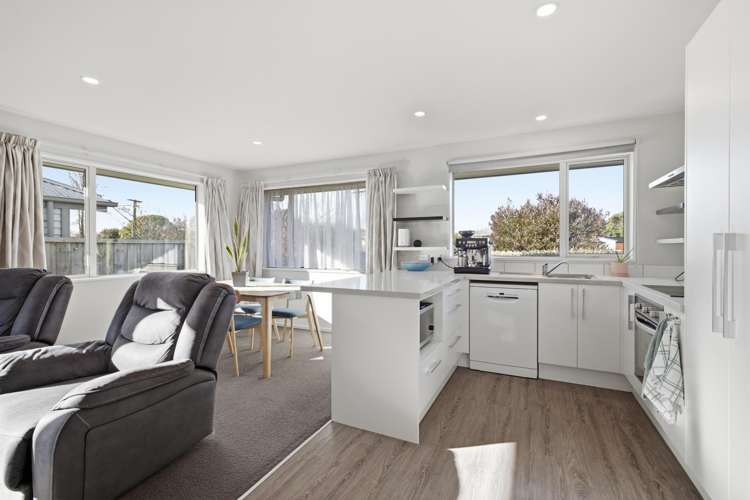 39 Baynes Street Burwood_6