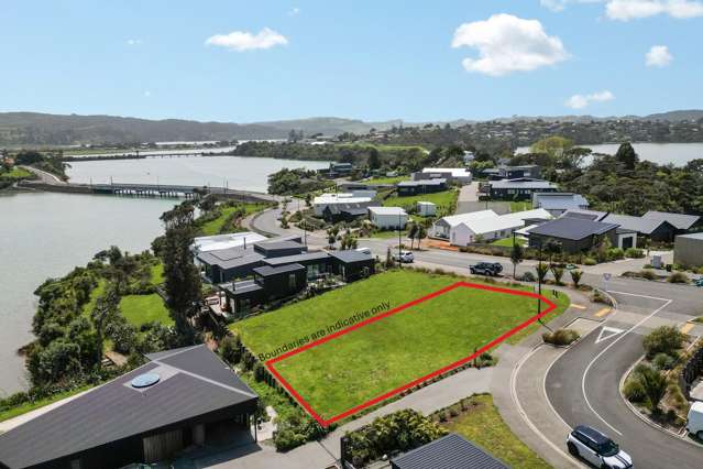 2 Pekapeka Street Raglan_1