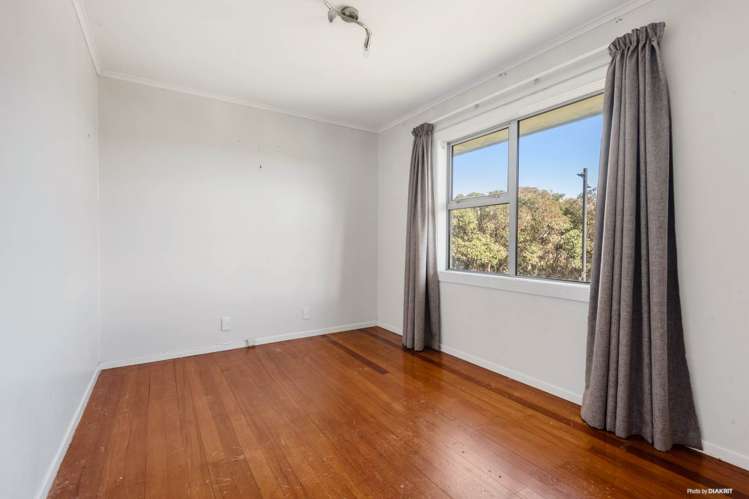 1 & 2 /42 Church Crescent Panmure_9