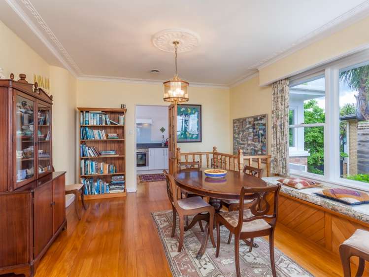 2b Highland Avenue Titirangi_6