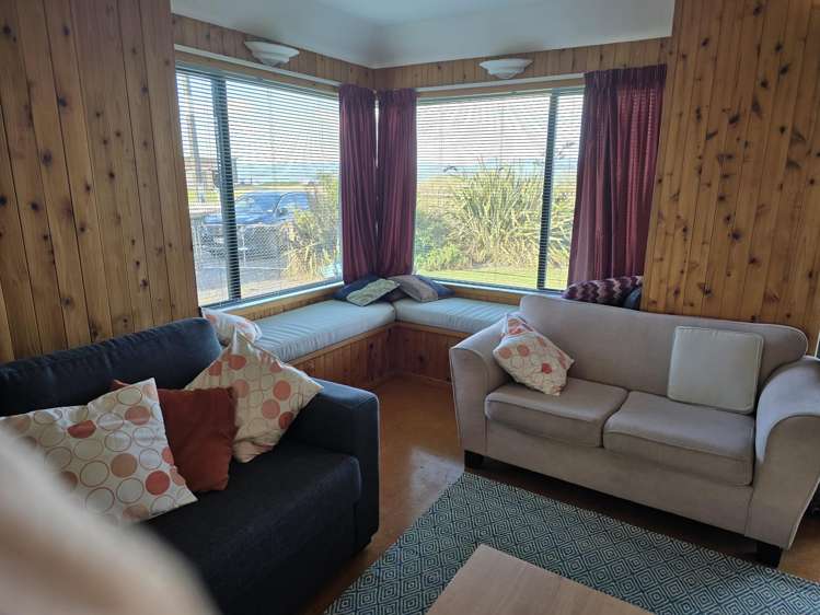 1251 East Coast Road Kaiaua_5