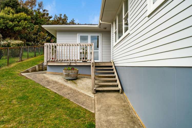24 Omapere Street Waitangirua_23