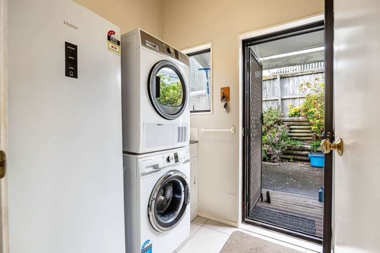 16A Scott Road Stanmore Bay_15