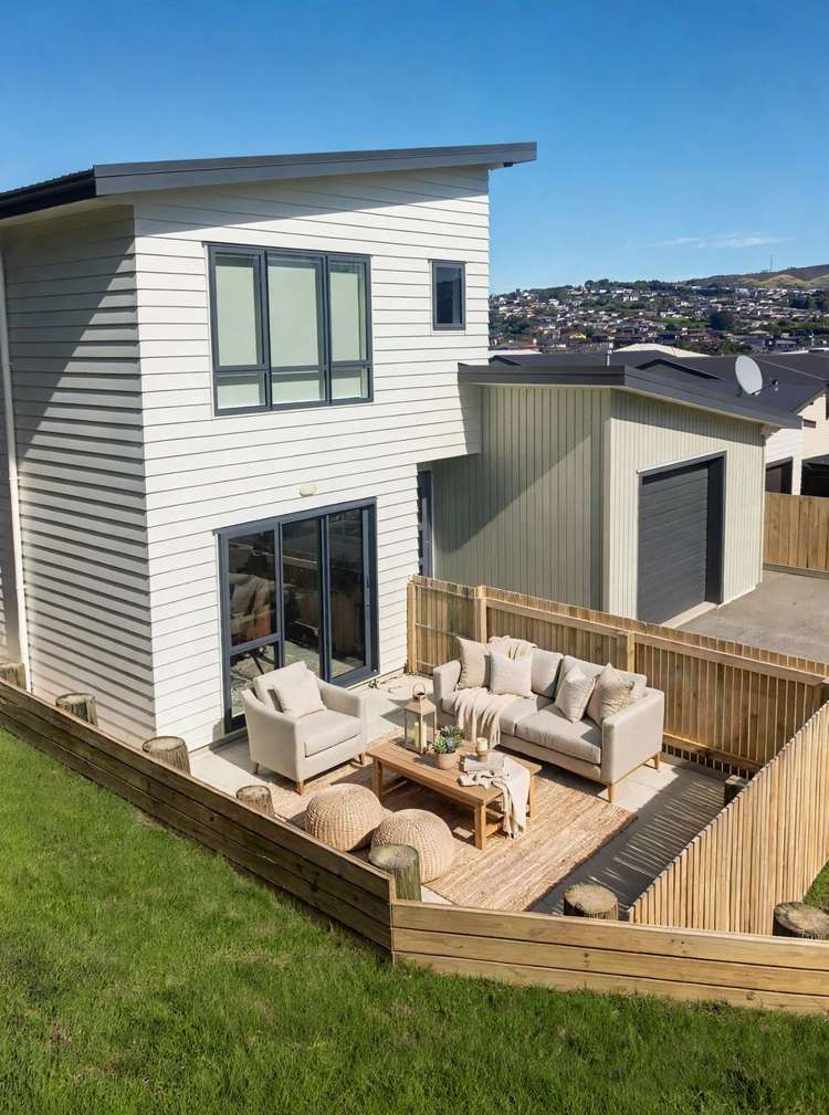 33 Farnworth Tce Churton Park_1