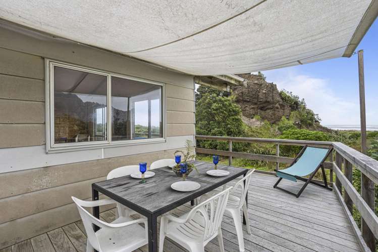 36 North Piha Road Piha_15